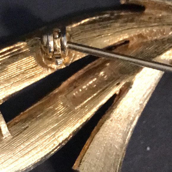 Vintage Napier pin brooch - Picture 3 of 5